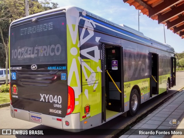 Auto Viação Redentor XY040 na cidade de Curitiba, Paraná, Brasil, por Ricardo Fontes Moro. ID da foto: 11010745.