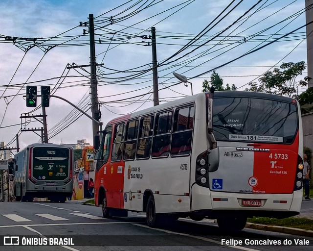 Allibus Transportes 4 5733 na cidade de São Paulo, São Paulo, Brasil, por Felipe Goncalves do Vale. Número da foto: #11013901.