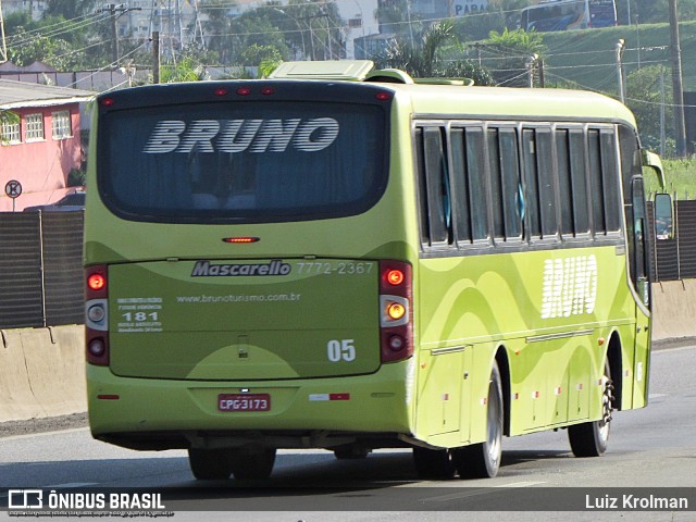 Bruno Turismo 05 na cidade de Aparecida, São Paulo, Brasil, por Luiz Krolman. ID da foto: 11014764.