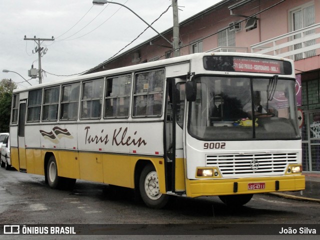 Turis Klein 9002 na cidade de Sapiranga, Rio Grande do Sul, Brasil, por João Silva. Número da foto: #11015606.