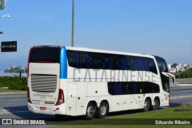 Auto Viação Catarinense 3608 na cidade de Florianópolis, Santa Catarina, Brasil, por Eduardo Ribeiro. Número da foto: #11019417.