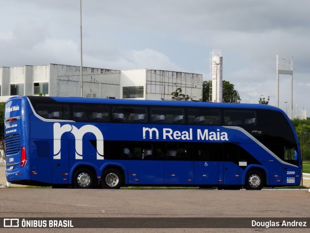 Real Maia 2209 na cidade de Palmas, Tocantins, Brasil, por Douglas Andrez. Número da foto: #11018113.