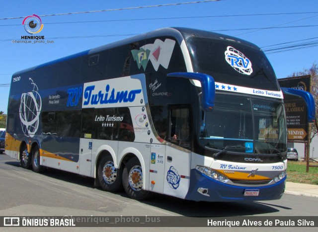 RV Turismo 7500 na cidade de Holambra, São Paulo, Brasil, por Henrique Alves de Paula Silva. Número da foto: #11018215.