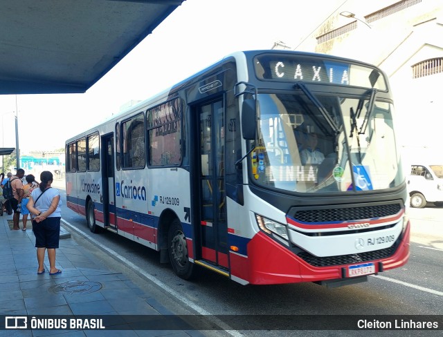 Empresa de Transportes Limousine Carioca RJ 129.009 na cidade de Rio de Janeiro, Rio de Janeiro, Brasil, por Cleiton Linhares. ID da foto: 11016414.