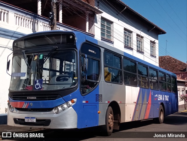 Ônibus Particulares  na cidade de São Simão, São Paulo, Brasil, por Jonas Miranda. Número da foto: #11016412.