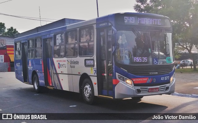 Radial Transporte Coletivo 41.577 na cidade de São Paulo, São Paulo, Brasil, por João Victor Damião. ID da foto: 11016726.