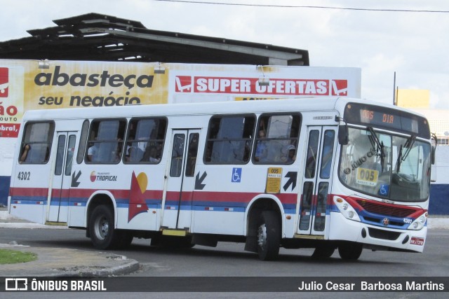 Transporte Tropical 4302 na cidade de Aracaju, Sergipe, Brasil, por Julio Cesar  Barbosa Martins. Número da foto: #11020401.