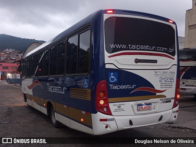 Taipastur Transportes Turísticos 21235 na cidade de São Paulo, São Paulo, Brasil, por Douglas Nelson de Oliveira. Número da foto: #11020247.