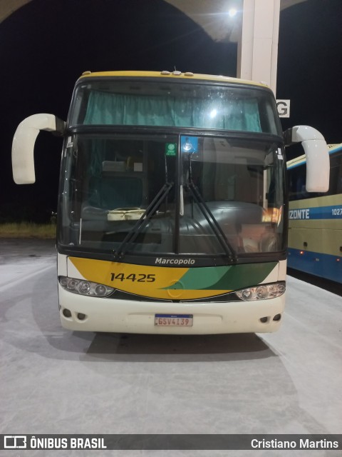 Empresa Gontijo de Transportes 14425 na cidade de Montes Claros, Minas Gerais, Brasil, por Cristiano Martins. Número da foto: #11020269.