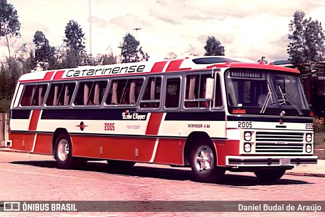 Auto Viação Catarinense 2005 na cidade de Joinville, Santa Catarina, Brasil, por Daniel Budal de Araújo. Número da foto: #11024132.