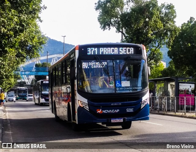 Viação Novacap C51567 na cidade de Rio de Janeiro, Rio de Janeiro, Brasil, por Breno Vieira. ID da foto: 11024830.