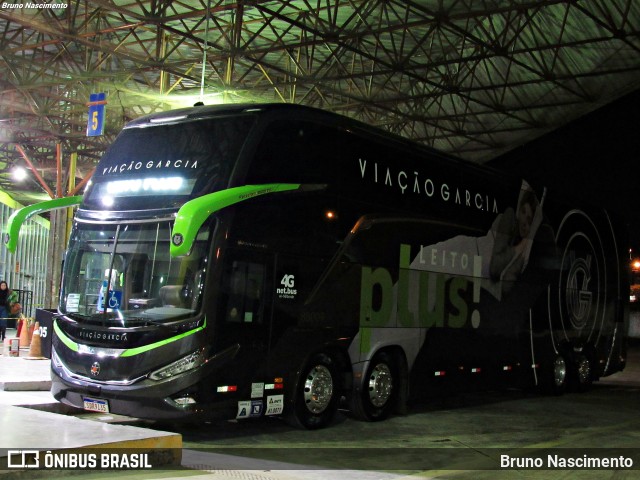 Viação Garcia 88009 na cidade de Maringá, Paraná, Brasil, por Bruno Nascimento. Número da foto: #11081526.