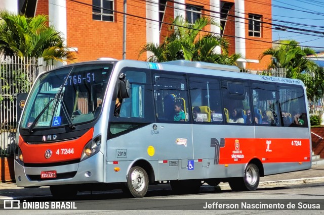 Pêssego Transportes 4 7244 na cidade de São Paulo, São Paulo, Brasil, por Jefferson Nascimento de Sousa. ID da foto: 11105175.