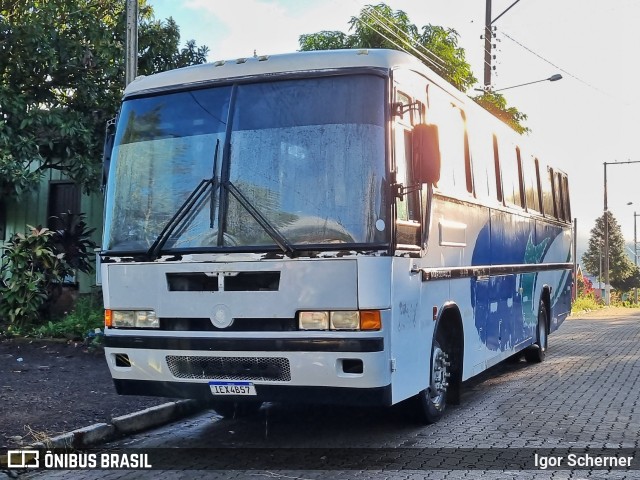 Ônibus Particulares 4157 na cidade de Marques de Souza, Rio Grande do Sul, Brasil, por Igor Scherner. ID da foto: 11106228.