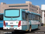 UTB - União Transporte Brasília 4910 na cidade de Taguatinga, Distrito Federal, Brasil, por Isaac Santos Rocha. Número da foto: #11104809.
