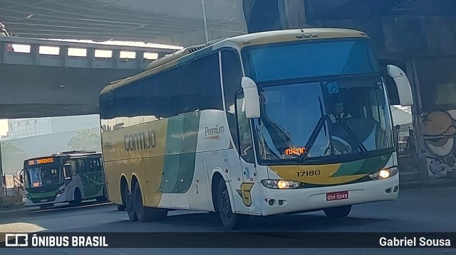 Empresa Gontijo de Transportes 17180 na cidade de Rio de Janeiro, Rio de Janeiro, Brasil, por Gabriel Sousa. Número da foto: #11107240.