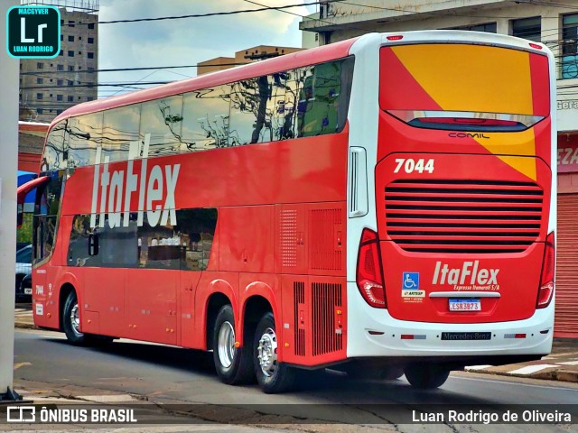 Expresso Itamarati 7044 na cidade de São José do Rio Preto, São Paulo, Brasil, por Luan Rodrigo de Oliveira. ID da foto: 11111106.