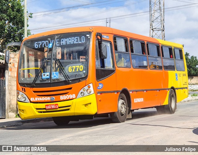 Viação Novo Retiro 88098 na cidade de Contagem, Minas Gerais, Brasil, por Juliano Felipe. Número da foto: #11111973.