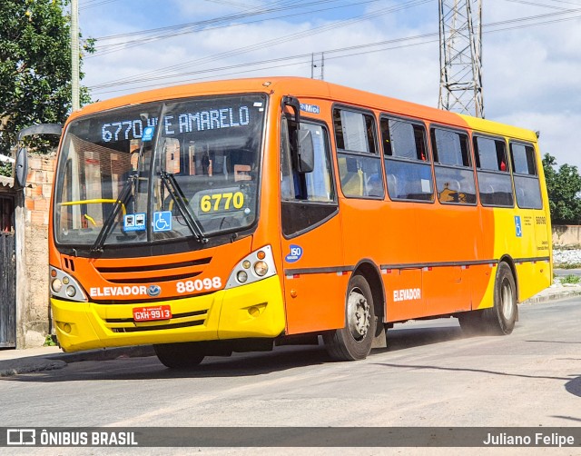 Viação Novo Retiro 88098 na cidade de Contagem, Minas Gerais, Brasil, por Juliano Felipe. ID da foto: 11111973.