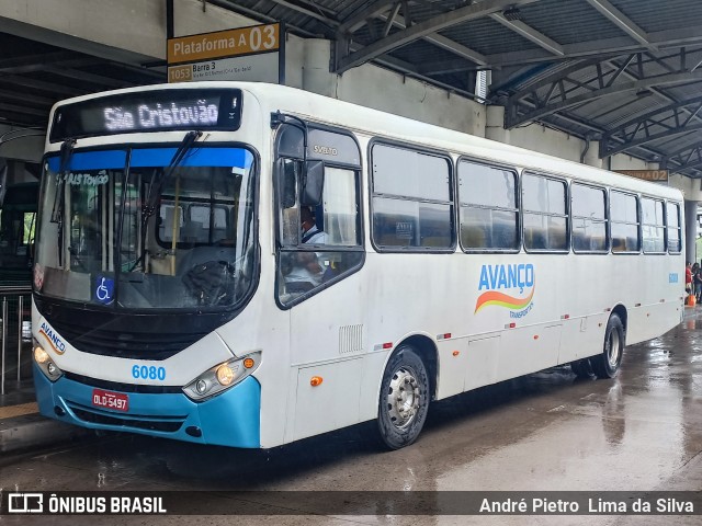 Avanço Transportes 6080 na cidade de Salvador, Bahia, Brasil, por André Pietro  Lima da Silva. Número da foto: #11111580.