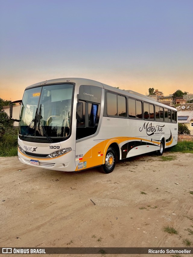 Matos Tur 1309 na cidade de Braço do Norte, Santa Catarina, Brasil, por Ricardo Schmoeller. Número da foto: #11111574.