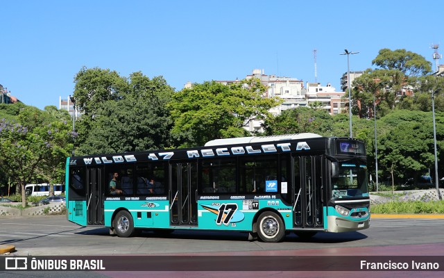 Línea 17 S.A. 202 na cidade de Ciudad Autónoma de Buenos Aires, Argentina, por Francisco Ivano. ID da foto: 11114482.