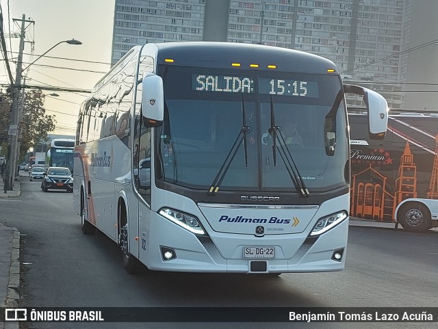 Pullman Bus 302 na cidade de Estación Central, Santiago, Metropolitana de Santiago, Chile, por Benjamín Tomás Lazo Acuña. Número da foto: #11114416.