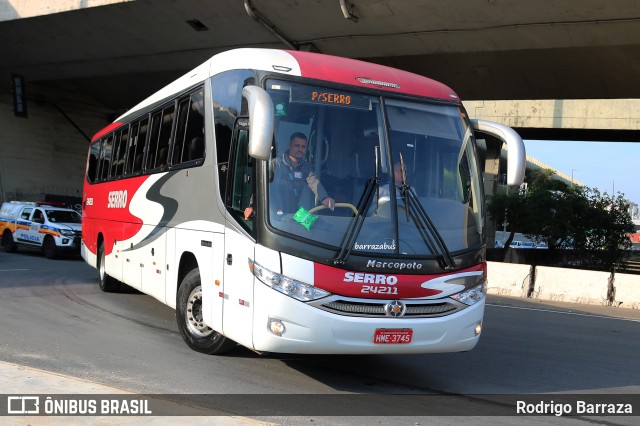 Viação Serro 24211 na cidade de Belo Horizonte, Minas Gerais, Brasil, por Rodrigo Barraza. Número da foto: #11115203.