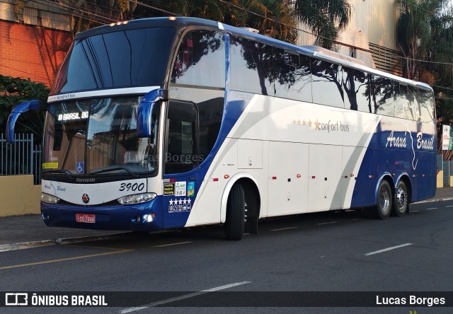 Araxá Brasil 3900 na cidade de Araxá, Minas Gerais, Brasil, por Lucas Borges . Número da foto: #11117978.