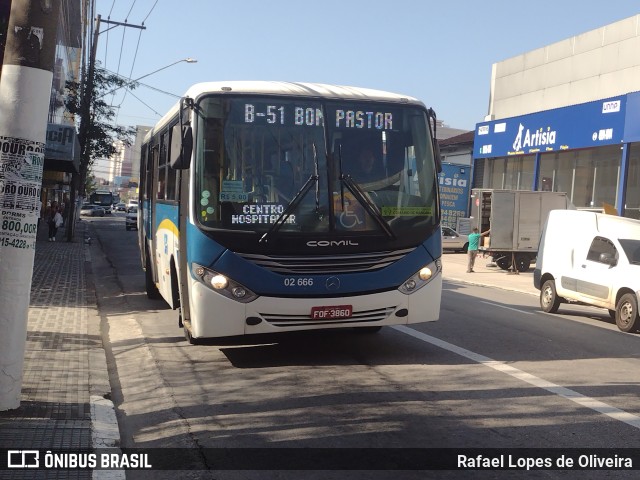 Viação Vaz 02 666 na cidade de Santo André, São Paulo, Brasil, por Rafael Lopes de Oliveira. ID da foto: 11120345.