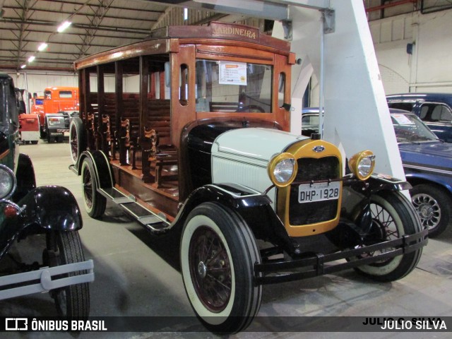 Antiguidades 1928 na cidade de Novo Hamburgo, Rio Grande do Sul, Brasil, por JULIO SILVA. ID da foto: 11123648.