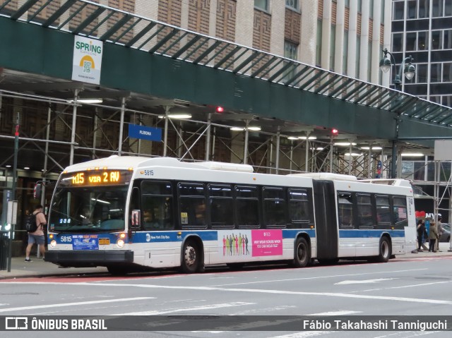 New York City Transit Authority 5815 na cidade de New York, New York, Estados Unidos, por Fábio Takahashi Tanniguchi. ID da foto: 11123405.