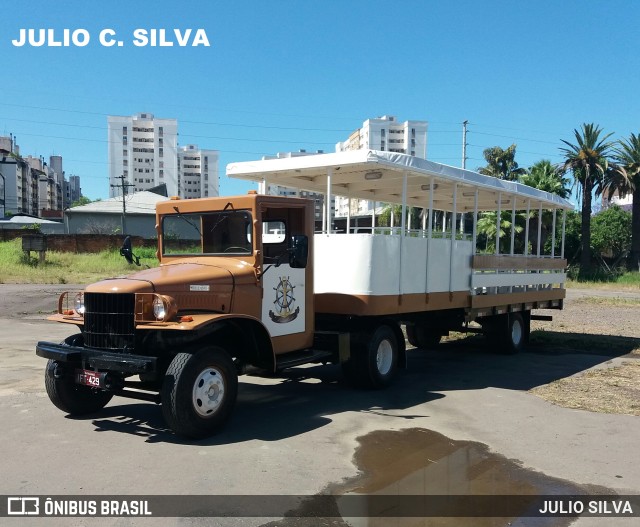 Dindinho Transportes 00 na cidade de Porto Alegre, Rio Grande do Sul, Brasil, por JULIO SILVA. ID da foto: 11123633.