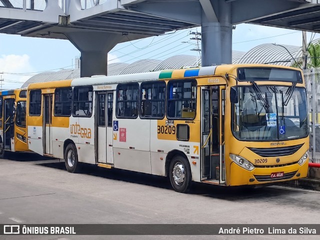 Plataforma Transportes 30209 na cidade de Salvador, Bahia, Brasil, por André Pietro  Lima da Silva. ID da foto: 11121880.