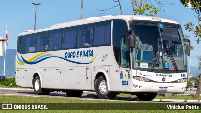 Viação Ouro e Prata 551 na cidade de Florianópolis, Santa Catarina, Brasil, por Vinicius Petris. Número da foto: #11125882.