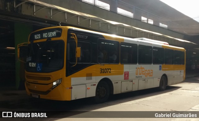 Plataforma Transportes 31072 na cidade de Salvador, Bahia, Brasil, por Gabriel Guimarães. ID da foto: 11126111.