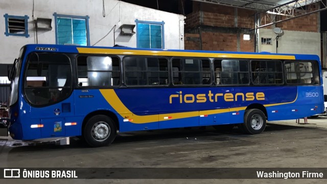Riostrense Turismo 3500 na cidade de Macaé, Rio de Janeiro, Brasil, por Washington Firme. Número da foto: #11128660.