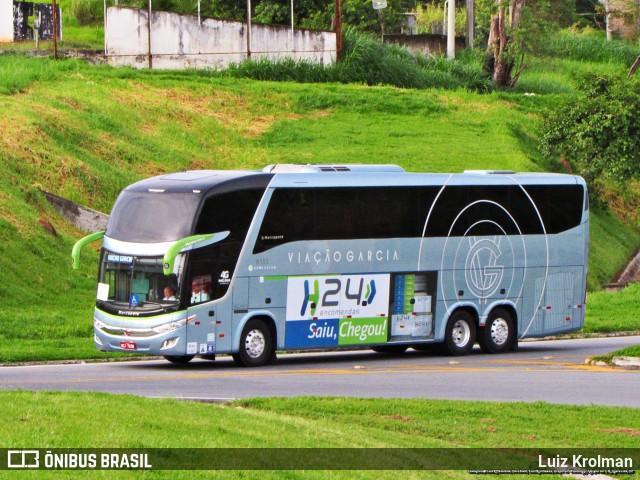 Viação Garcia 8555 na cidade de Aparecida, São Paulo, Brasil, por Luiz Krolman. Número da foto: #11129486.