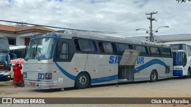 Ônibus Particulares 2013 na cidade de Caruaru, Pernambuco, Brasil, por Click Bus Paraíba. Número da foto: #11128286.