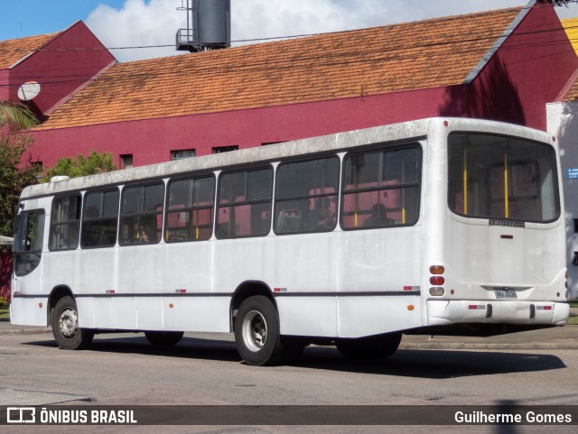 Ônibus Particulares 5036 na cidade de Curitiba, Paraná, Brasil, por Guilherme Gomes. Número da foto: #11085356.