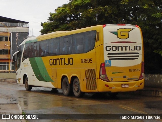 Empresa Gontijo de Transportes 18895 na cidade de Três Corações, Minas Gerais, Brasil, por Fábio Mateus Tibúrcio. ID da foto: 11084172.