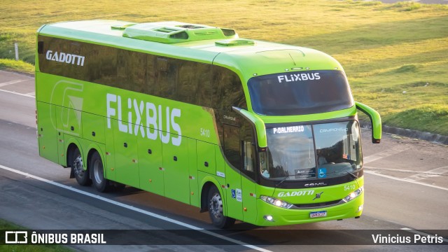 Auto Viação Gadotti 5410 na cidade de Joinville, Santa Catarina, Brasil, por Vinicius Petris. Número da foto: #11085593.