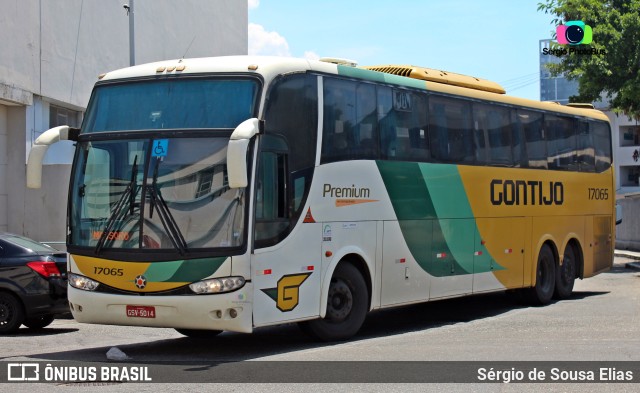 Empresa Gontijo de Transportes 17065 na cidade de Rio de Janeiro, Rio de Janeiro, Brasil, por Sérgio de Sousa Elias. ID da foto: 11131675.