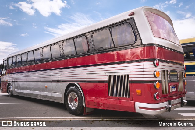 Ônibus Particulares 7387 na cidade de Barueri, São Paulo, Brasil, por Marcelo Guerra. ID da foto: 11131364.