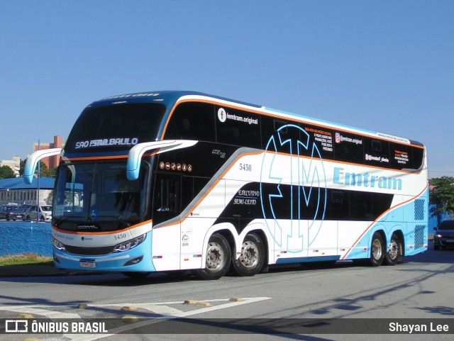 Emtram 5450 na cidade de São Paulo, São Paulo, Brasil, por Shayan Lee. Número da foto: #11134330.