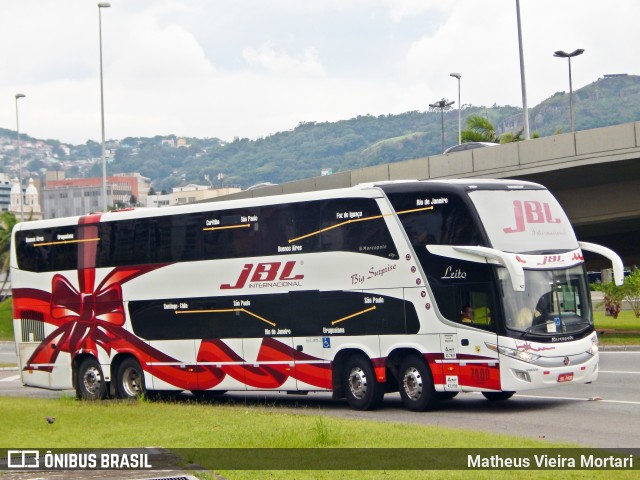 JBL Turismo 7400 na cidade de Florianópolis, Santa Catarina, Brasil, por Matheus Vieira Mortari. ID da foto: 11136435.