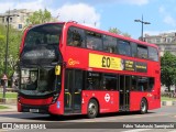 London Central EH242 na cidade de London, Greater London, Inglaterra, por Fábio Takahashi Tanniguchi. Número da foto: #11137178.