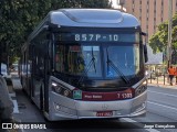 Viação Campo Belo 7 1303 na cidade de São Paulo, São Paulo, Brasil, por Jorge Gonçalves. Número da foto: #11135591.