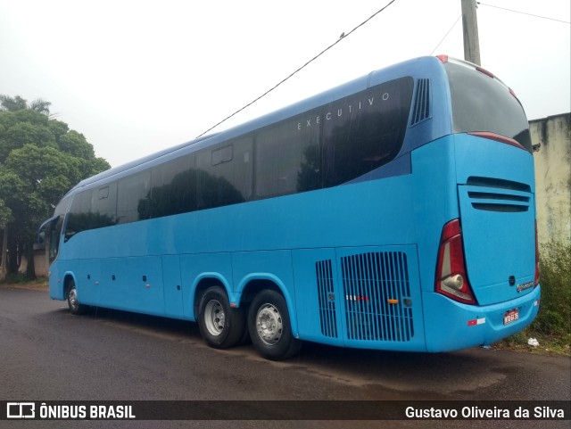 Ônibus Particulares 24030 na cidade de Araguari, Minas Gerais, Brasil, por Gustavo Oliveira da Silva. ID da foto: 11140557.