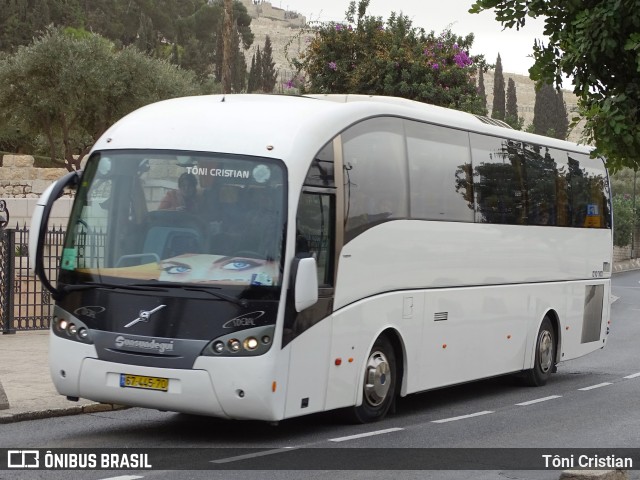 Ônibus Particulares 6744570 na cidade de Jerusalem, Israel, por Tôni Cristian. ID da foto: 11144836.